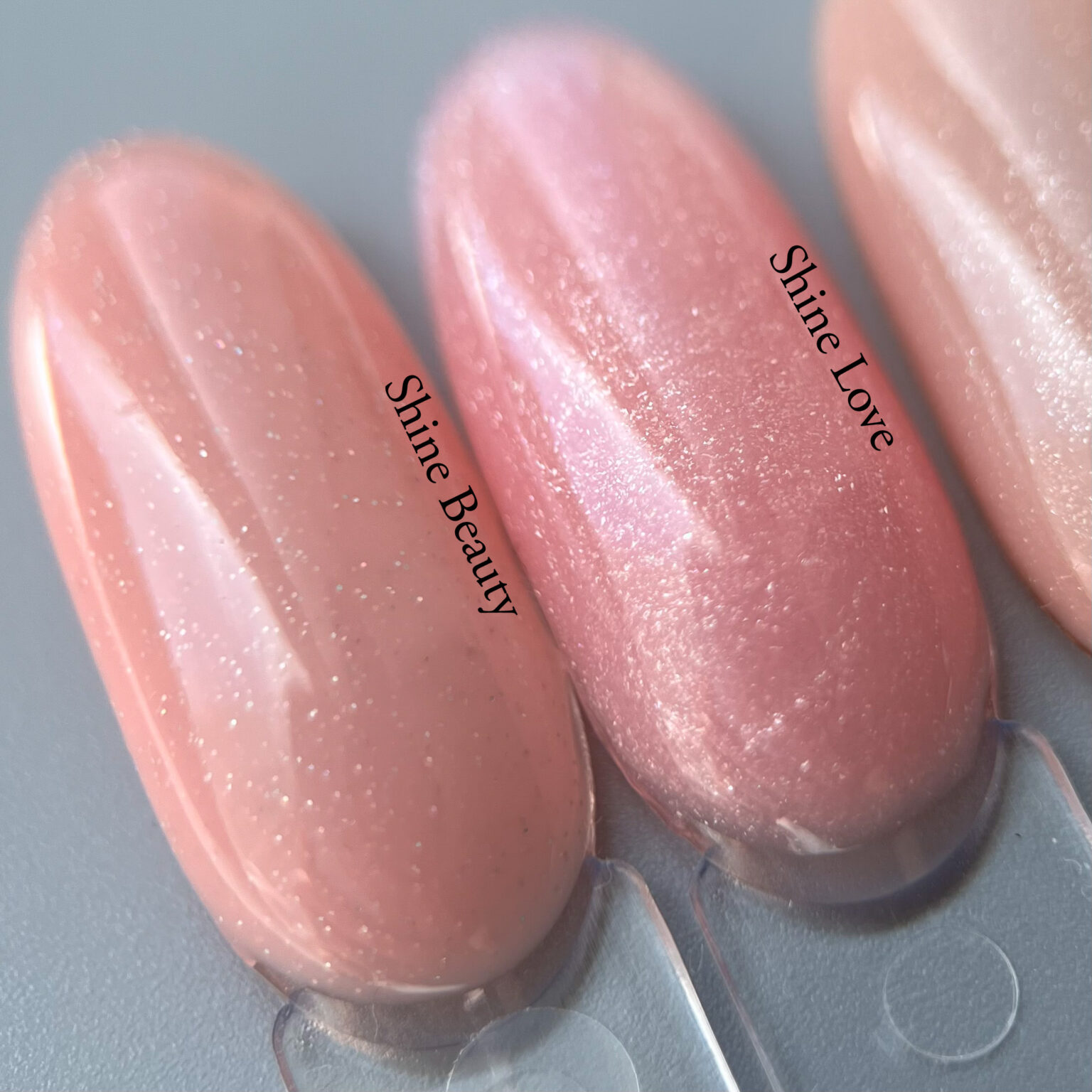 Камуфлююча каучукова база Rubber Base Nika Zemlyanikina Shine Beauty, 15мл