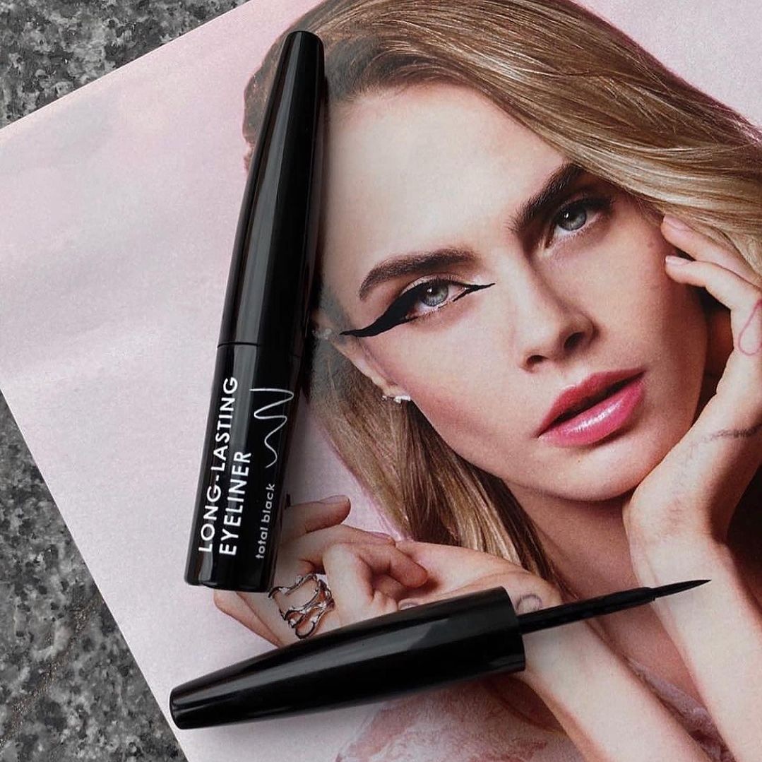 Підводка матова для очей Eyeliner Total Black Nika Zemlyanikina, 4.5 мл