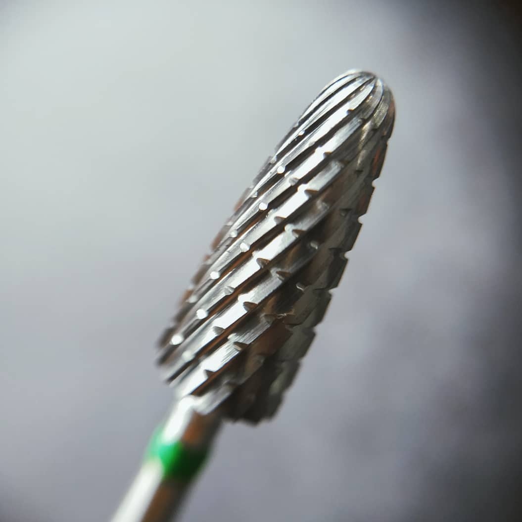 Фреза твердосплавна Hr707cK із спіральною насічкою, зелений комірець