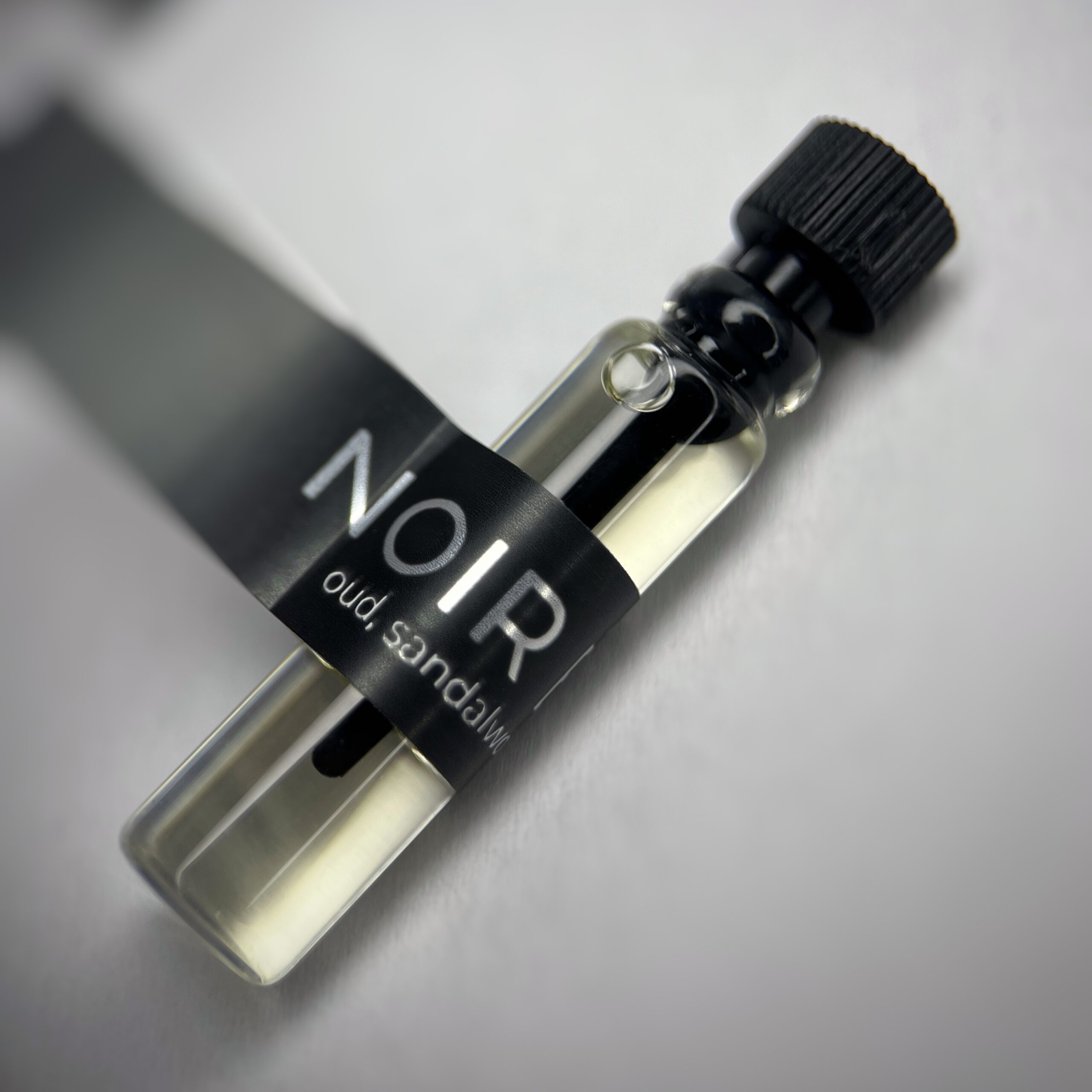 Тестер Парфуму для авто Oud/Sandalwood/Cardamom Noir Etoile, 1 мл