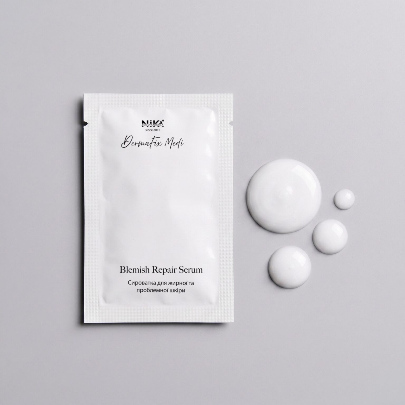 Travel sachet Сироватка для жирної та комбінованої шкіри Blemish Repair Serum DermaFix Medi, 5 мл (пробник)